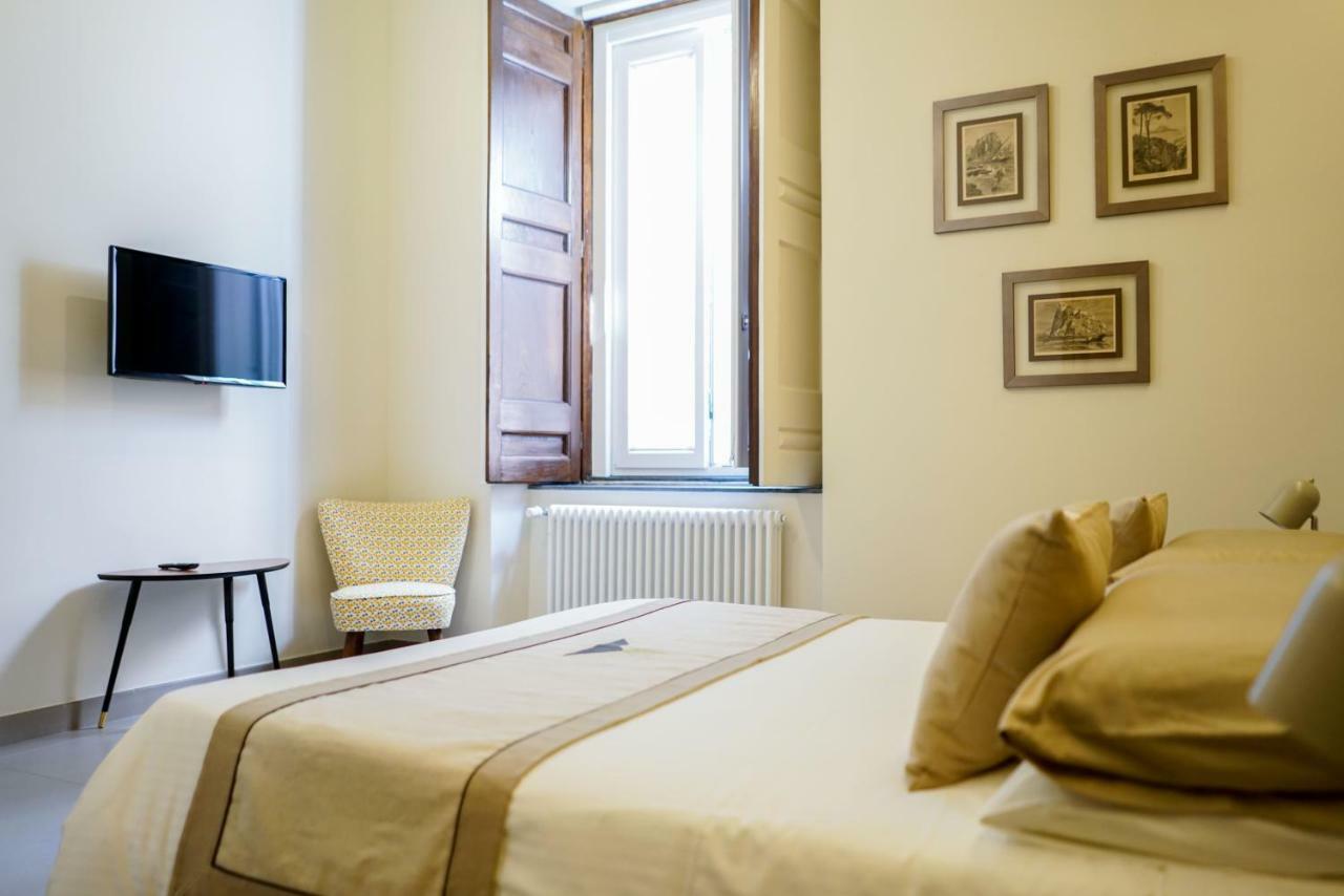 Bed and Breakfast Palazzo Toledano Nápoles Exterior foto